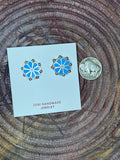 Pinwheel stud earrings