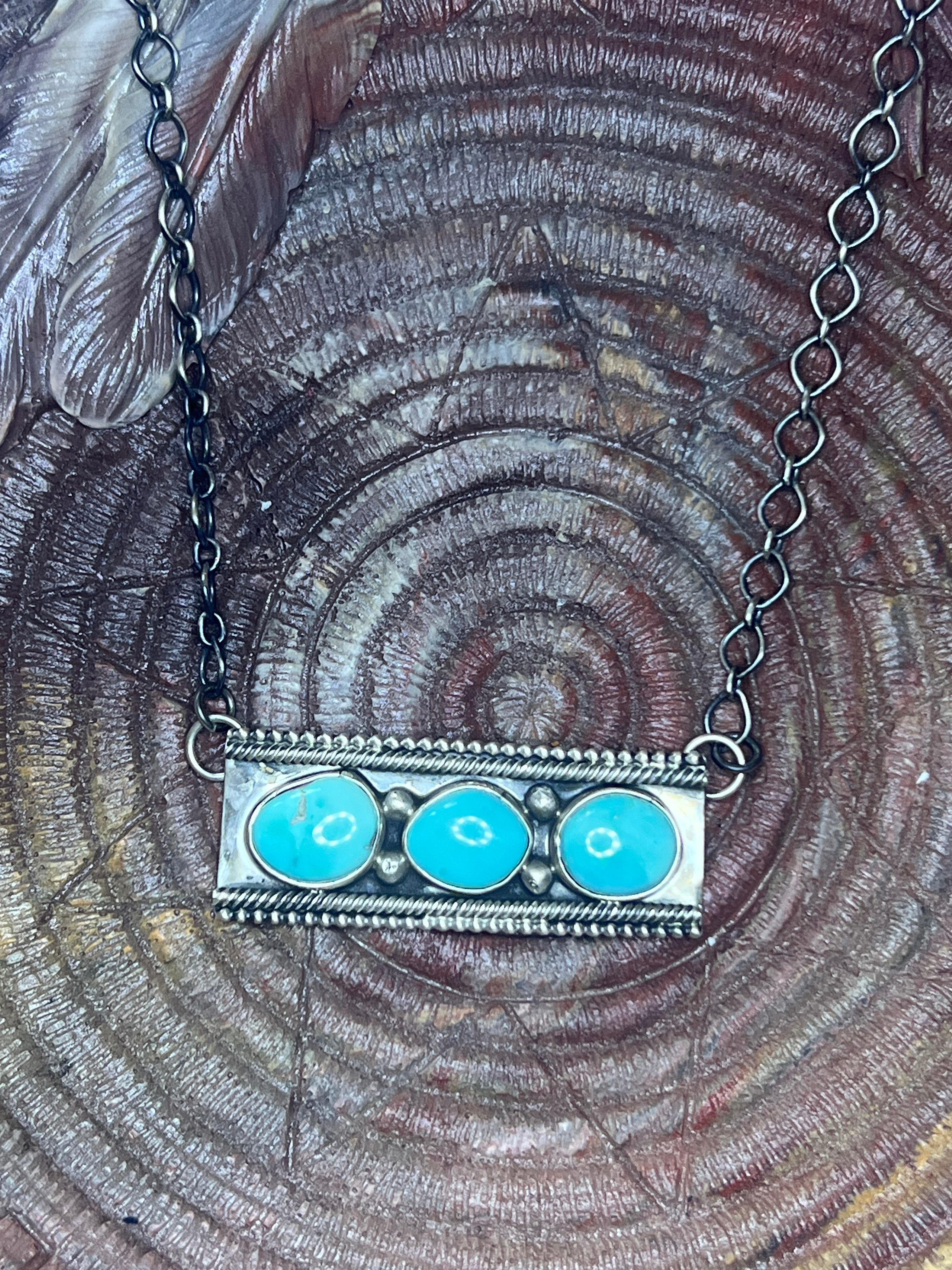 3 Stone Bar Dot Necklace